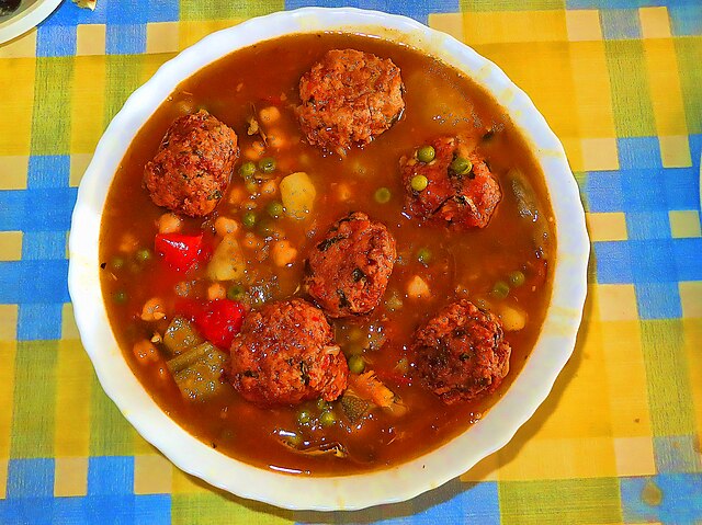 Albondigas in Tomatensaucce